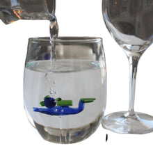 Lade das Bild in den Galerie-Viewer, Trinkglas mit Taucher