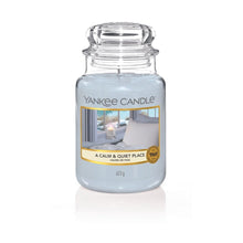 Lade das Bild in den Galerie-Viewer, Yankee Candle A Calm & Quiet Place