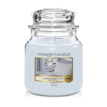 Lade das Bild in den Galerie-Viewer, Yankee Candle A Calm & Quiet Place
