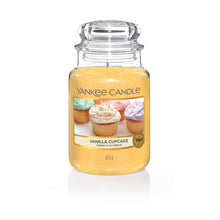 Lade das Bild in den Galerie-Viewer, Yankee Candle Vanilla Cupcake
